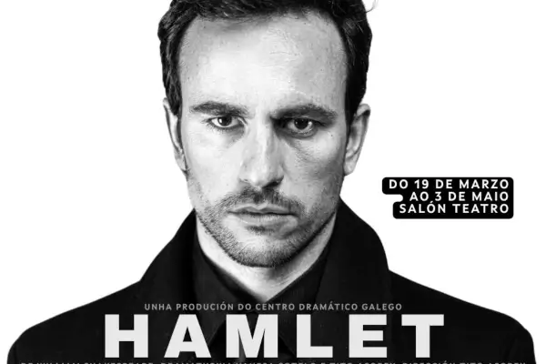 Actores del Centro Dramático Galego interpretando una escena de Hamlet en un escenario moderno.